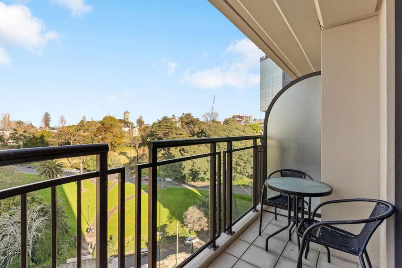 Quiet Grandstand - W Gympool Apartment Auckland Exterior photo